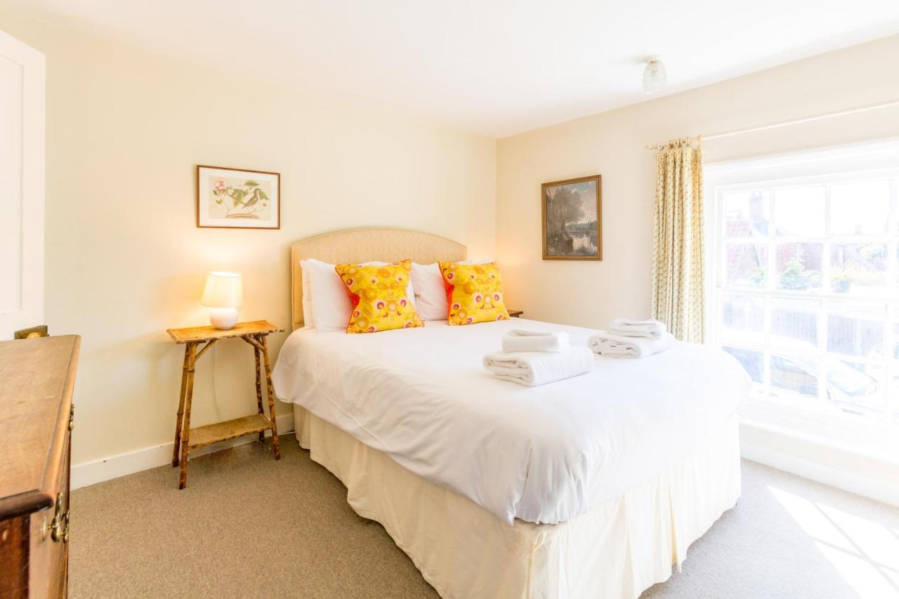 5 Coastguard Cottages ออลบะระ ภายนอก รูปภาพ
