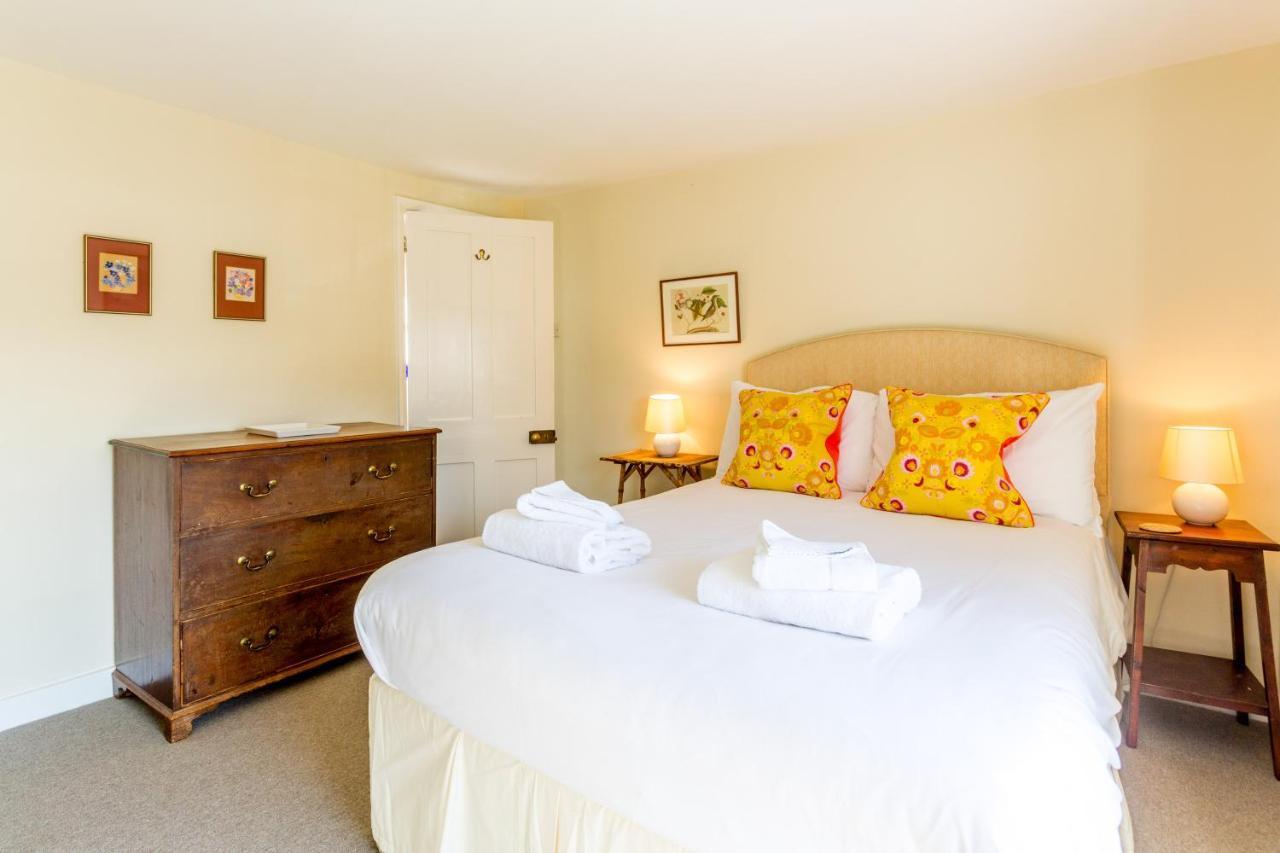 5 Coastguard Cottages ออลบะระ ภายนอก รูปภาพ